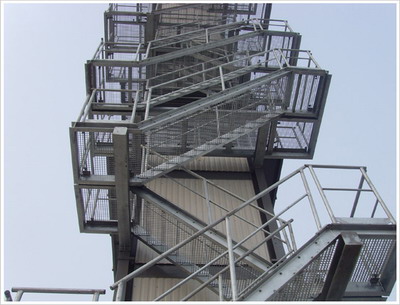 專注鋼格板壓焊生產(chǎn)工藝